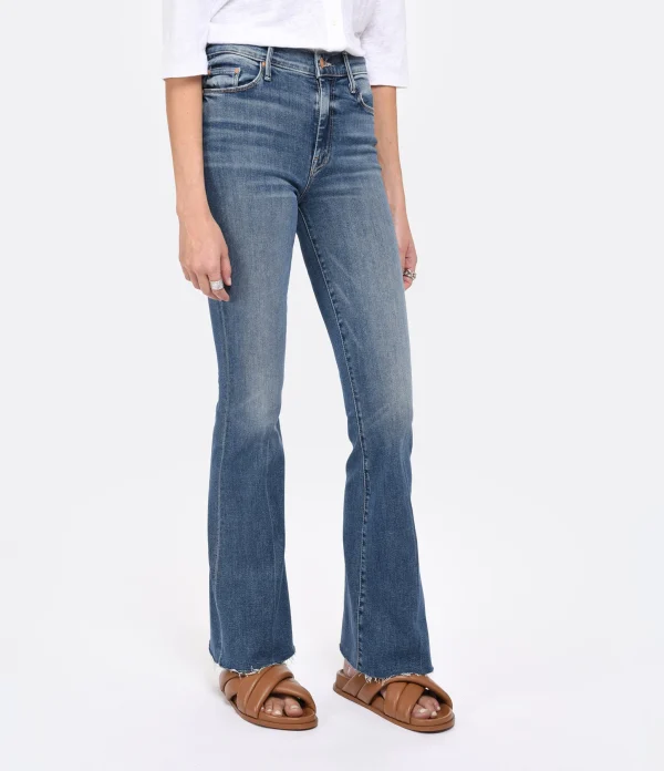 MOTHER Jean The Weekender Fray Jean Denim Bleu Walking On Coals boutiqued en ligne 5