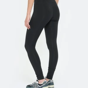 New Balance Legging NB Essentials Noir Authentic Original licence 15